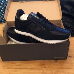 NIB New Balance sneakers. Black. Size 9